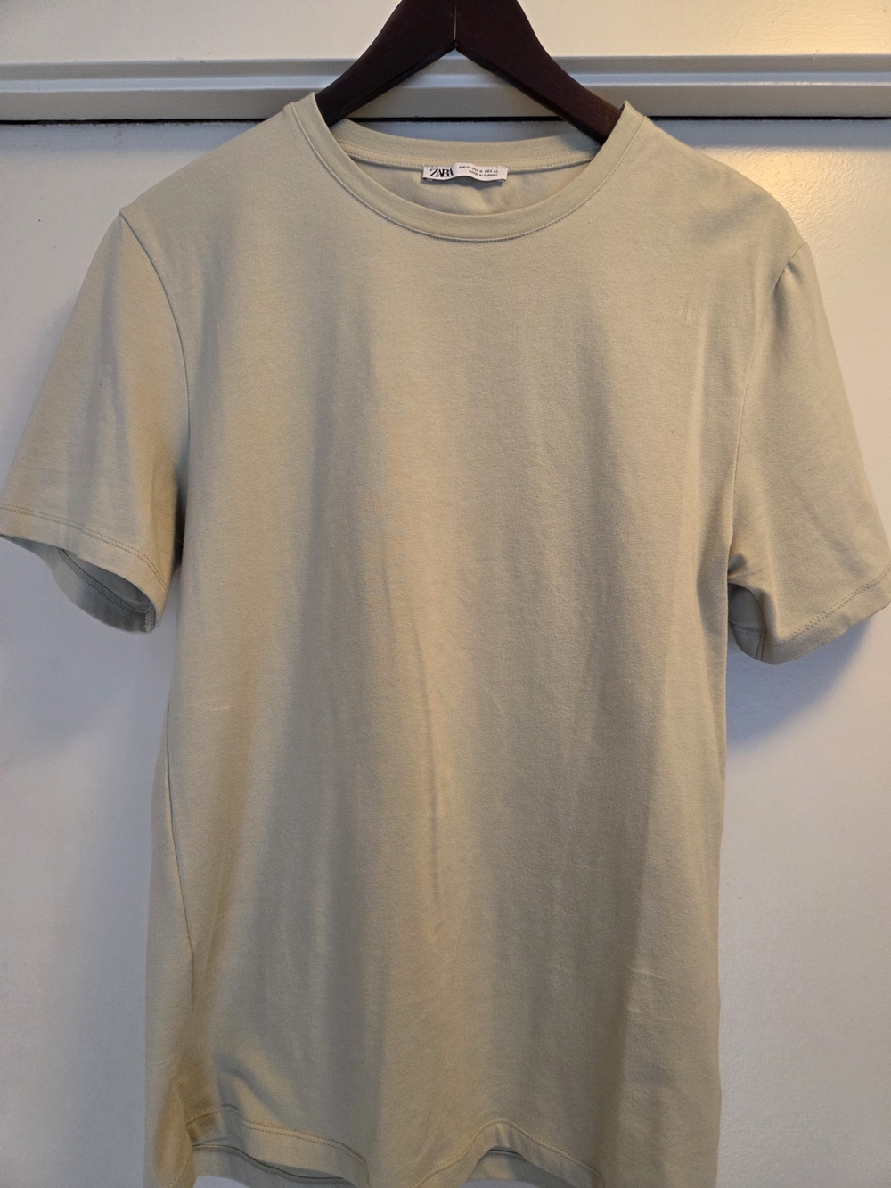 Zara Bundle Of 5 Different Colors Men Casual Crewneck T-Shirts